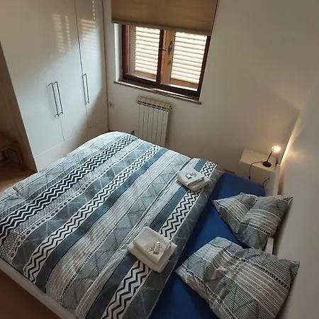 Apartmaji V Izoli Babic, Simonov Zaliv Lägenhet Izola