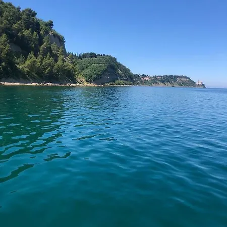 Apartmaji V Izoli Babic, Simonov Zaliv Izola