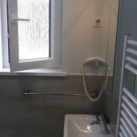 Apartmaji V Izoli Babic, Simonov Zaliv