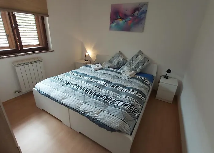 Apartmaji V Izoli Babic, Simonov Zaliv *